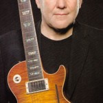 Alex Lifeson on Going Back to Les Pauls